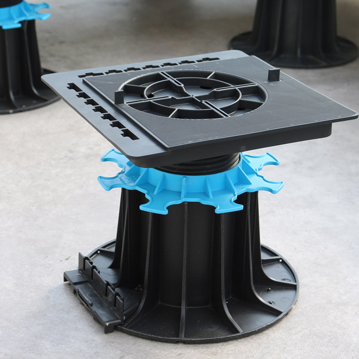 Outdoor Tile Laying Kit Self levelling Pedestal | Tile Riser Patio Installation - Picture 10 of 34