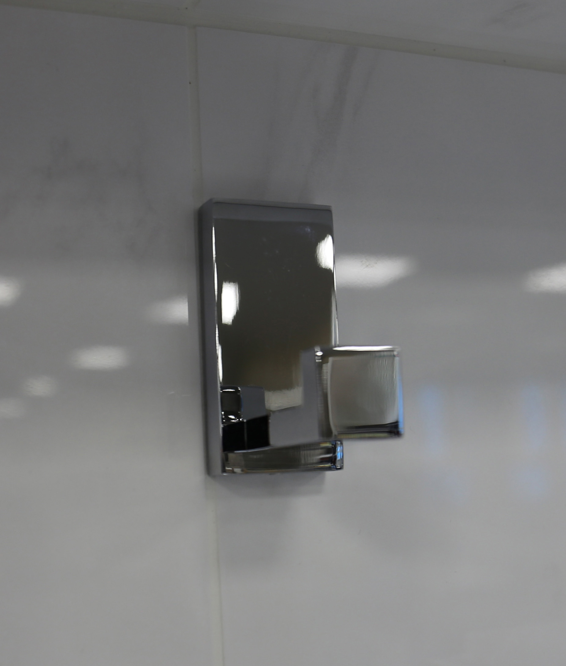 Chrome Square Bathroom Accessories Range Wall Hung Anti-Rust Toilet Roll Holder - Picture 9 of 16
