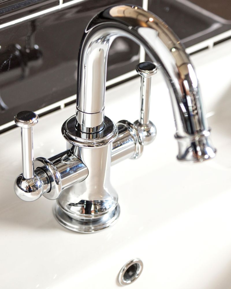 lever bathroom taps