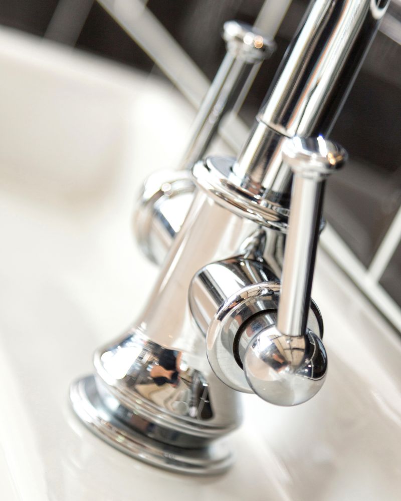 lever bathroom taps